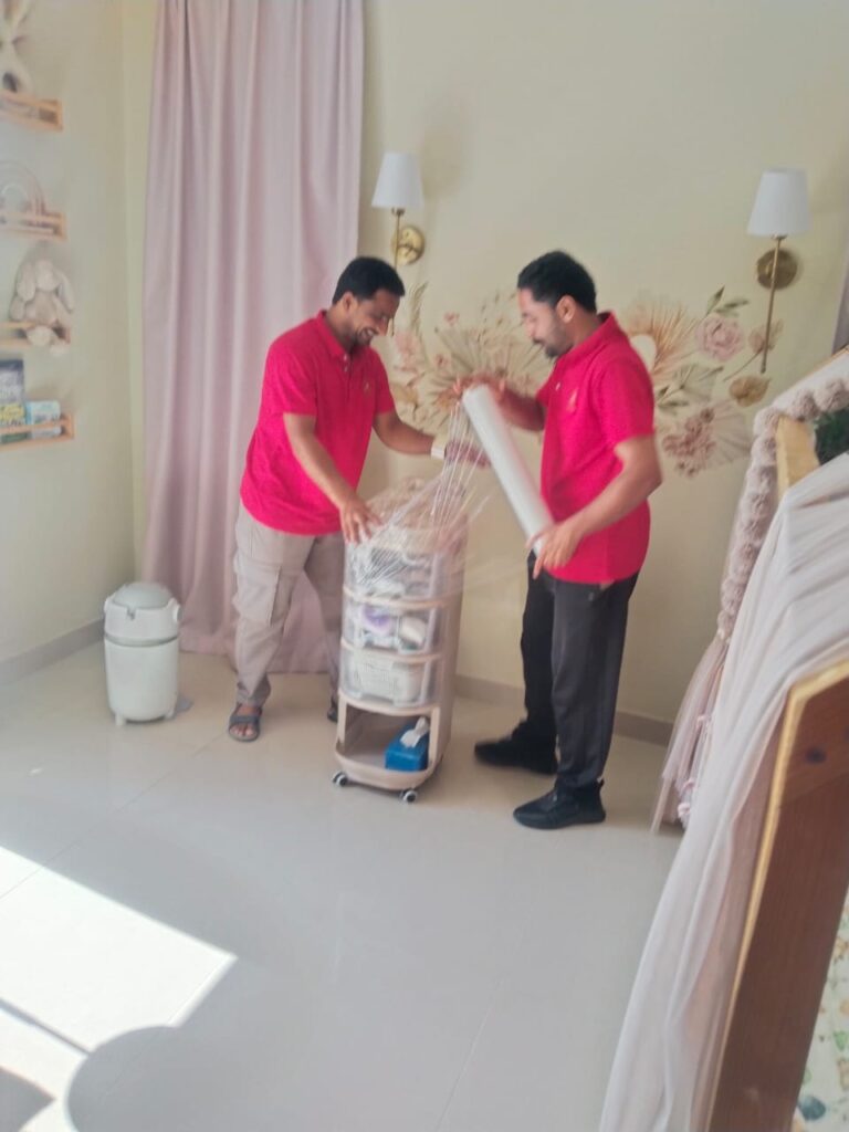 Packing and Moving Services in Business